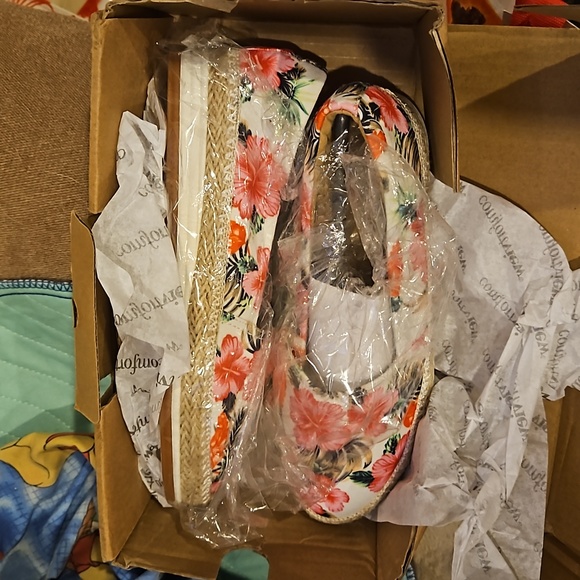 Comfortview haiwaiian floral the Spencer Flat espadrille - Picture 1 of 1